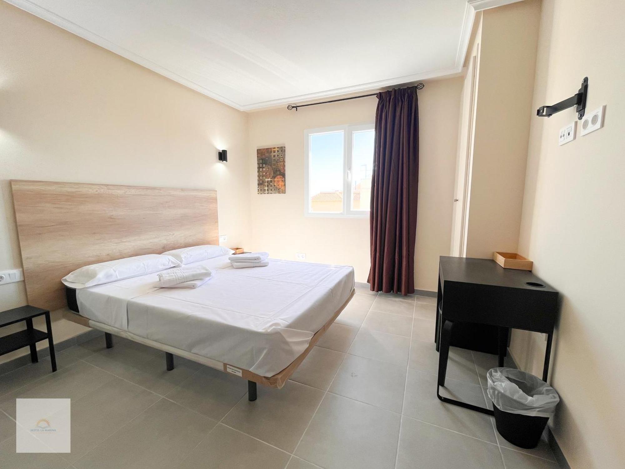 Hotel La Marina Elche La Mariña Zewnętrze zdjęcie