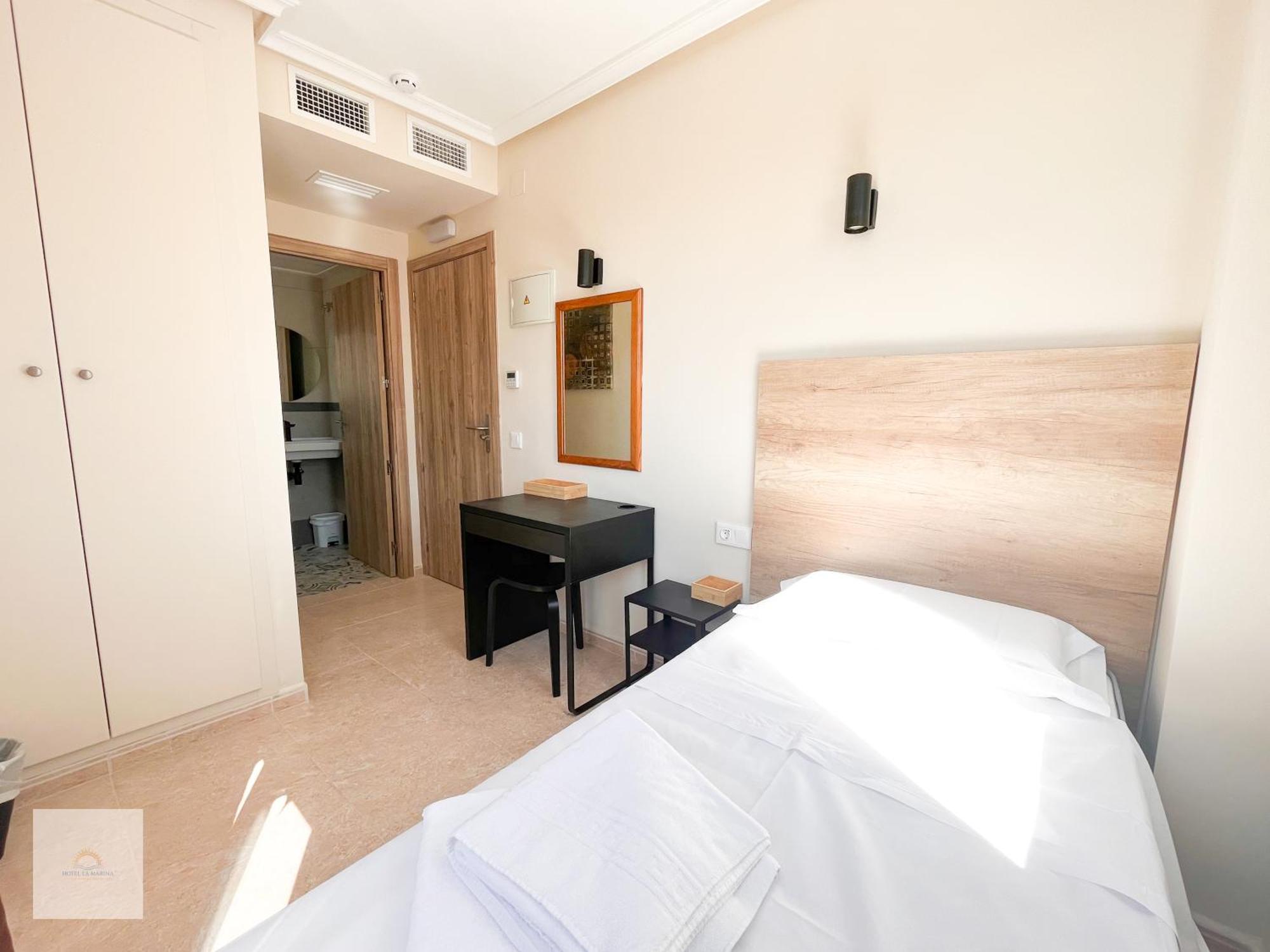 Hotel La Marina Elche La Mariña Zewnętrze zdjęcie