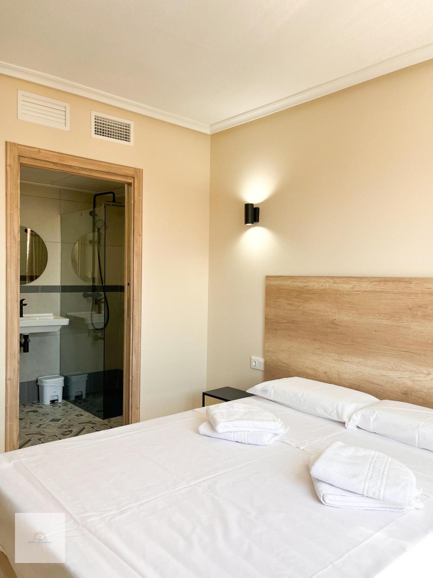 Hotel La Marina Elche La Mariña Zewnętrze zdjęcie