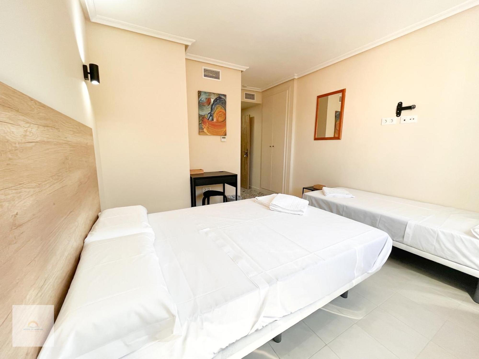 Hotel La Marina Elche La Mariña Zewnętrze zdjęcie